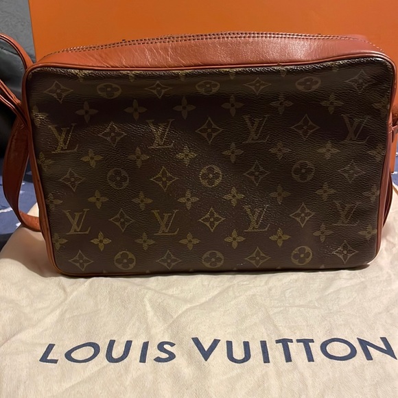 Louis Vuitton Handbags - Louis Vuitton Monogram Sac Bandouliere